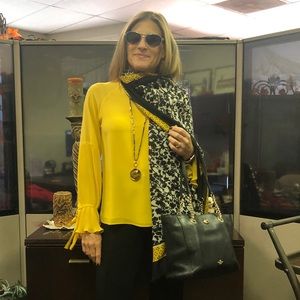 Meet your Posher, Julie